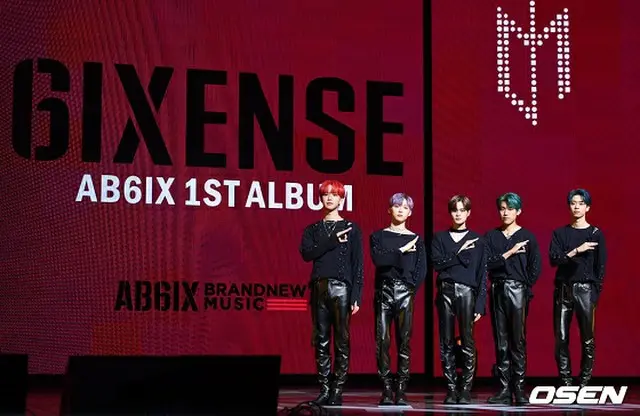 「AB6IX」初の正規アルバム「6IXENSE（シックスセンス）」リリース記念ショーケースが行われた。（提供:OSEN）