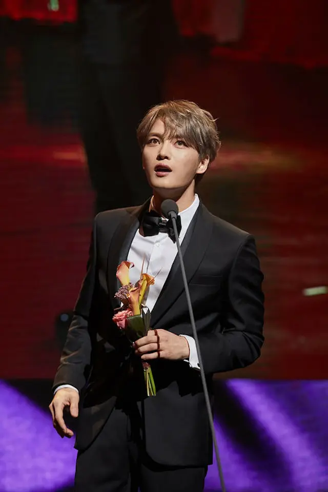 キム・ジェジュン（JYJ）、中国「アジア新曲チャート授賞式」で「海外人気歌手賞」を受賞（提供:OSEN）