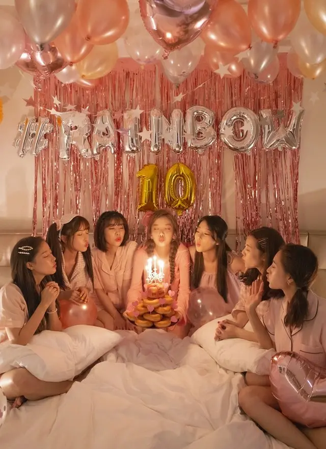 「RAINBOW」、デビュー10周年で再結成後初めて「アイドルルーム」に出演（提供:News1）