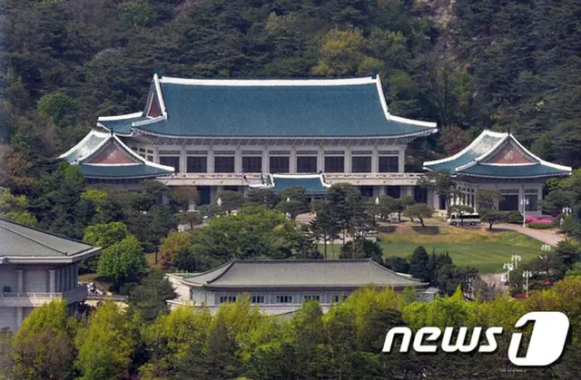 韓国検察、選挙介入の疑いで大統領府を家宅捜索（画像:news1）