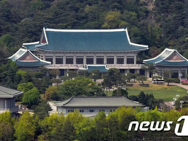 韓国検察、選挙介入の疑いで大統領府を家宅捜索（画像:news1）