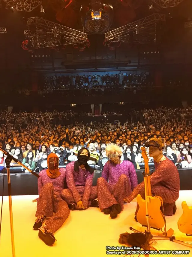 アートな世界観で日本の観客を魅了した韓国バンド「HYUKOH」