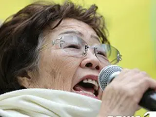 “狙撃”された尹美香氏、“狙撃”した「元慰安婦」李容洙氏と10分間の単独面談…ひざまずいて謝罪