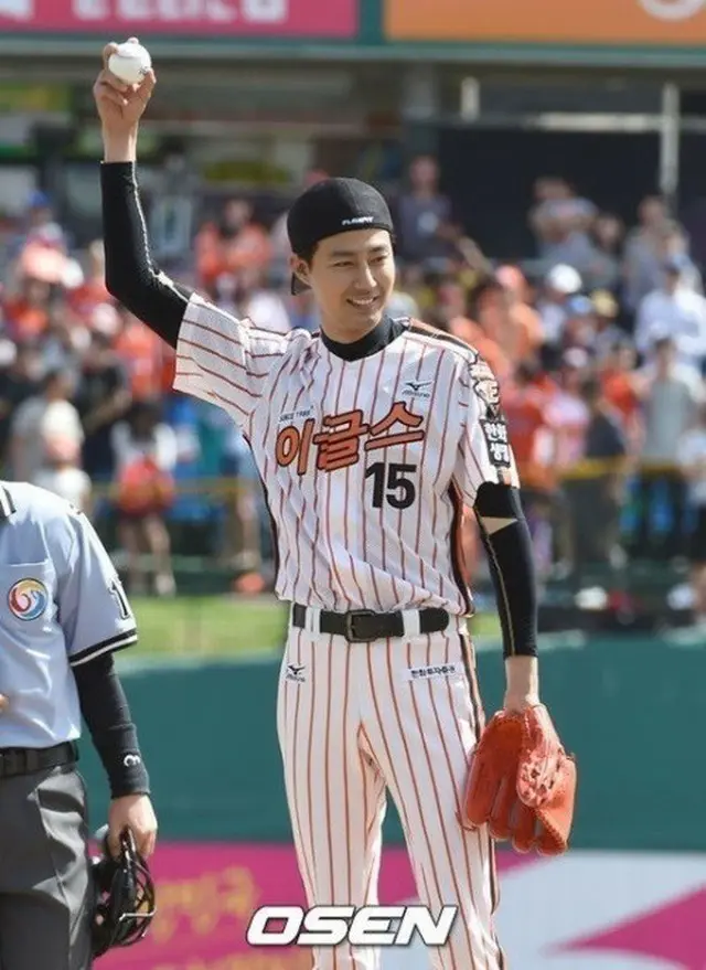 俳優チョ・インソンが友人キム・ギバンのSNSで、プロ野球チーム「ハンファ・イーグルス」の連敗脱出を応援した。（提供:OSEN）