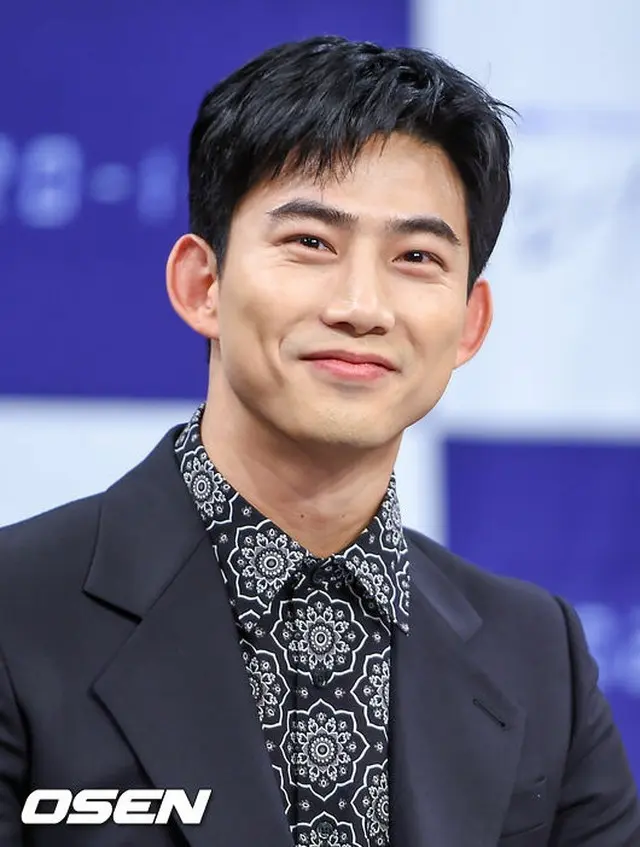 テギョン（2PM）の”公開恋愛”にファンの祝福相次ぐ 「一般女性と交際中」（画像:OSEN）