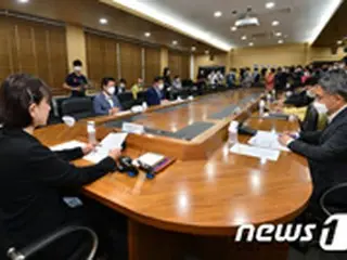 女子トライアスロン元韓国代表選手の自殺、“真相究明”の文体部次官が全日程を非公開に…市民団体から反発の声