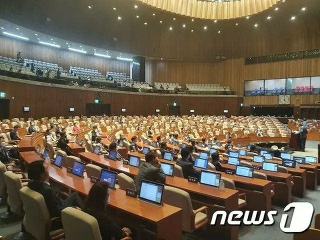 「働く国会議員がどこに行きますか」＝韓国、裴賢鎮未来統合党議員（提供:news1）