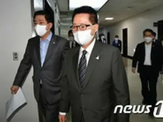 韓国情報機関トップ「日本と十分な意見交換…韓日首脳、関係正常化への意思強い」