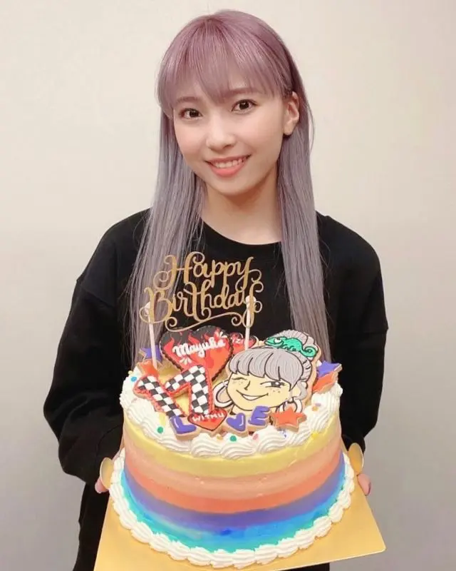 「NiziU」MAYUKA、昨日（11/13）17歳の誕生日「感謝の気持ちを忘れずに」…11/27に「Mステ」再び出演へ（画像:「NiziU」公式インスタグラム）