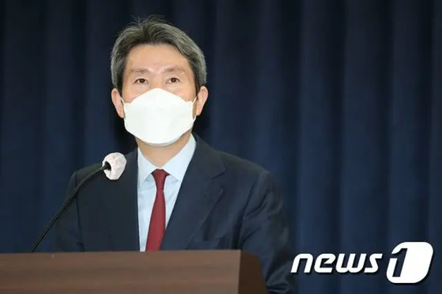 イ・イニョン統一部長官「南北人道協力、施す的な次元でなく共生の道として発展すべき」=韓国（提供:news1）