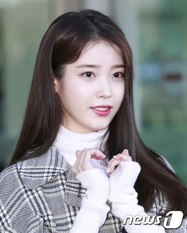 歌手IU（アイユー）、クリスマスに1億ウォン（約1千万円）寄付（画像提供:wowkorea）