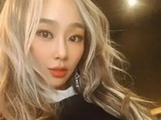 元「SISTAR」ヒョリン、歴代級の美貌…ブロンドがバービー人形のよう