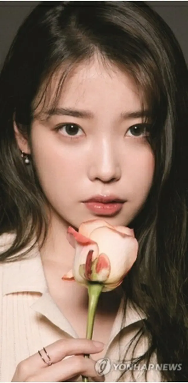 IU（所属事務所提供）＝（聯合ニュース）≪転載・転用禁止≫