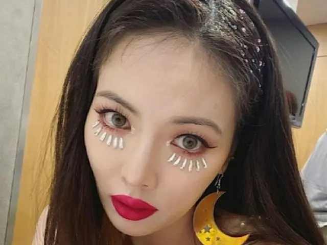 ヒョナ（元4MINUTE）、頭のてっぺんからつま先まで華やかに…セクシー爆発（画像提供:wowkorea）