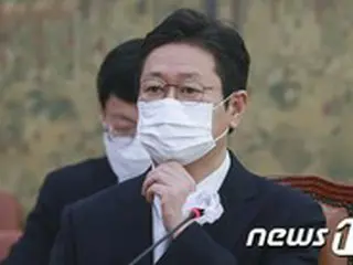 黄熙・文化体育観光相候補、スペイン家族旅行で本会議欠席を謝罪＝韓国