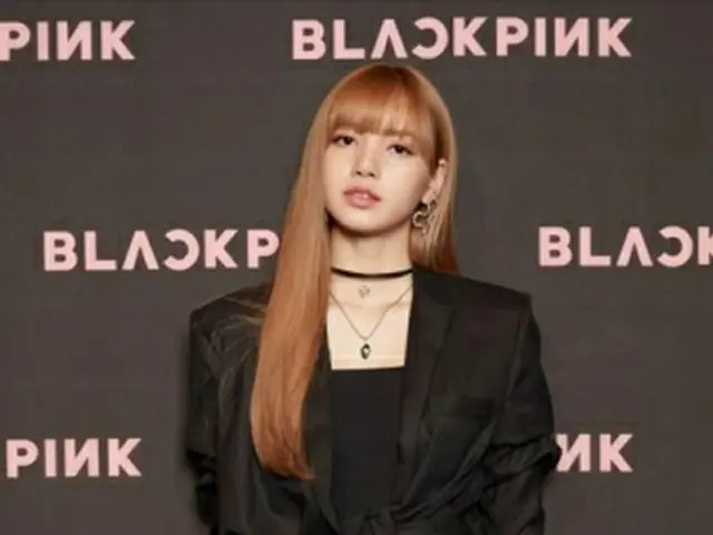 BLACKPINKのリサ（YGエンターテインメント提供）＝（聯合ニュース）≪転載・転用禁止≫