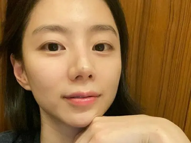 【トピック】“ヨン様”妻の女優パク・スジン、1か月ぶりの近況写真が話題に（画像提供:wowkorea）