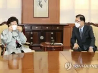 韓国外相が李容洙さんと面会　慰安婦問題のICJ付託巡り意見交換か