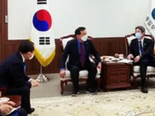 韓国統一相と面談した野党議員たち「ミャンマー発言した文大統領、北の人権問題には“沈黙”」…「選挙にだけ利用するな」