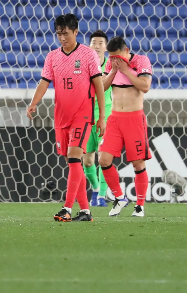 サッカー日韓戦、日本に2点のリードを許し、0対2で前半を折り返す（画像提供:wowkorea）