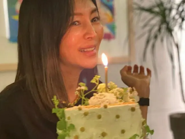 女優ファン・シネ、58歳の誕生日を迎え感謝の投稿…かつての“コンピューター美人”が還暦目前に（画像提供:wowkorea）