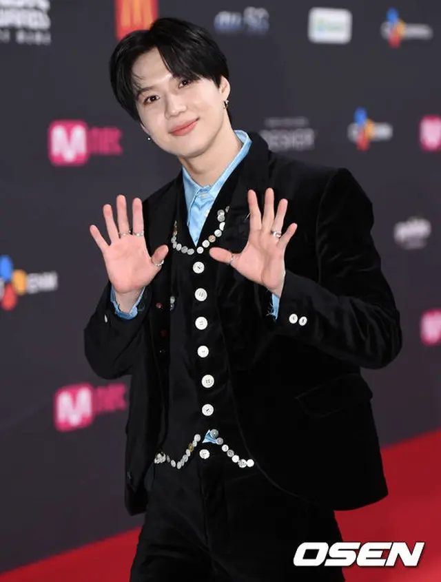 「SHINee」テミンが5月に入隊する中で、ファンに直接知らせて涙を見せた。 （画像提供:OSEN）