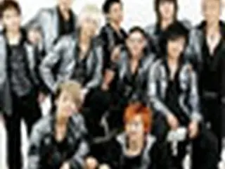 Super Juniorの一部ファン　メンバー増員に抗議のデモ