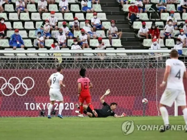 後半２５分に韓国は失点した＝２２日、鹿嶋（聯合ニュース）