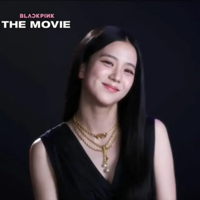 JISOO（BLACKPINK）、ラブリーな魅力いっぱいに映画「BLACKPINK THE MOVIE」をPR「もうすぐ会いましょう」（画像提供:wowkorea）