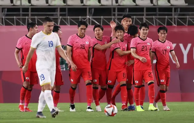 東京オリンピック・サッカー男子1次リーググループBの韓国は25日、茨城・カシマスタジアムでルーマニアと対戦。4-0で勝利（画像提供:wowkorea）