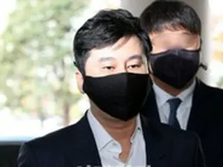 「情報提供者を懐柔・脅迫」ヤン元YGエンターテイメント代表、今日初裁判＝韓国