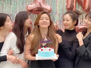 「Apink」、ユン・ボミの誕生日のためにメンバーが集結…ソン・ナウンはどこに？