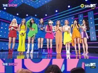 ガールズグループ「fromis_9」、「THE SHOW」でデビュー初の1位を獲得…涙で「Floverに心から感謝」