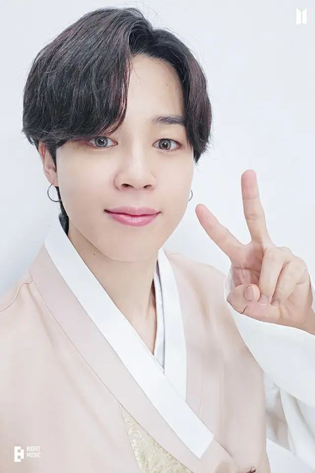 JIMIN（BTS）、韓服姿で中秋節のあいさつ 「ARMYの願いが叶いますように」（画像提供:wowkorea）