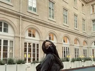 「BLACKPINK」ジス、フランスでの近況写真を公開…美しいスタイルをアピール