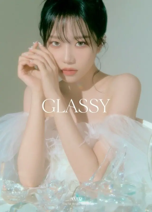 チョ・ユリ（元IZ*ONE）、1stシングルアルバム「GLASSY」の予約注文5万枚突破（画像提供:wowkorea）