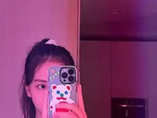 ジス（BLACKPINK）、ソン・フンミンとの熱愛の噂否定後初の近況...携帯電話変えた？