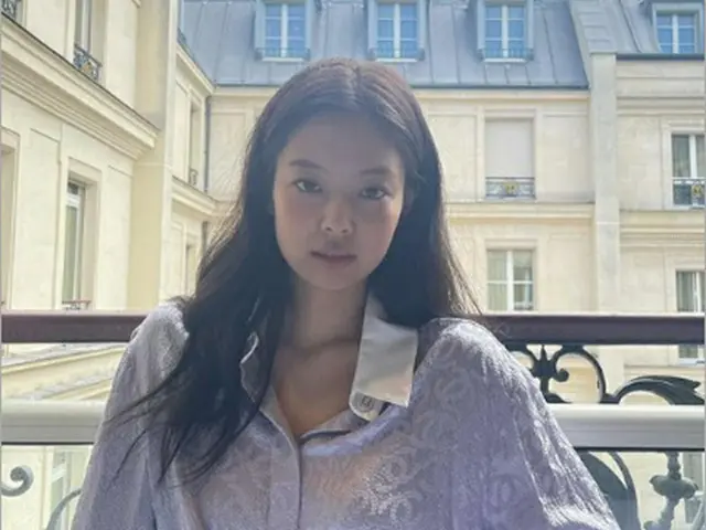 「BLACKPINK」JENNIE、果敢な下衣失踪ファッション（画像提供:wowkorea）