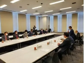 韓日の新政権発足を機に関係改善を　両国議員が会合