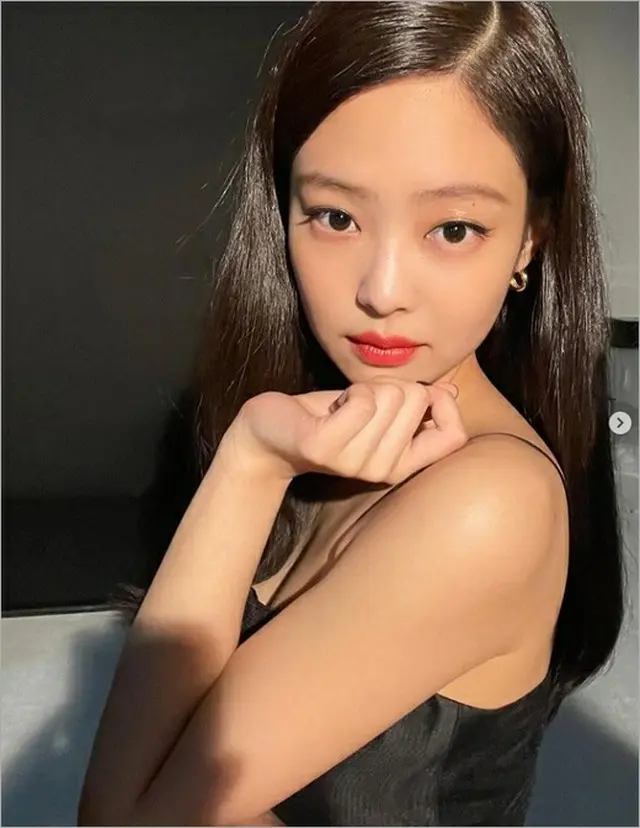 JENNIE（BLACKPINK）、Vの“誤フォロー”で「BTS」一部ファンからの攻撃続く（画像提供:wowkorea）