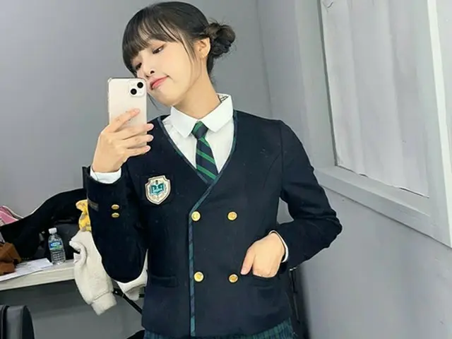 チェ・イェナ（元IZ*ONE）、制服が似合いすぎる22歳…キュートな魅力発散（画像提供:wowkorea）