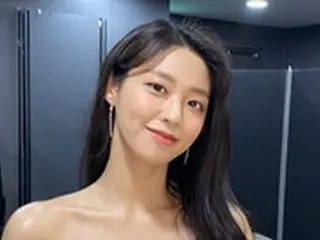 ソリョン（AOA）、どんなドレスも着こなすビジュアル…セクシー＆優雅＆シック