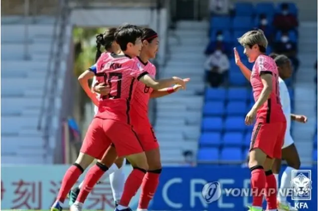 ３日、フィリピンとの準決勝で得点をあげ喜ぶ韓国代表（大韓サッカー協会提供）＝（聯合ニュース）≪転載・転用禁止≫