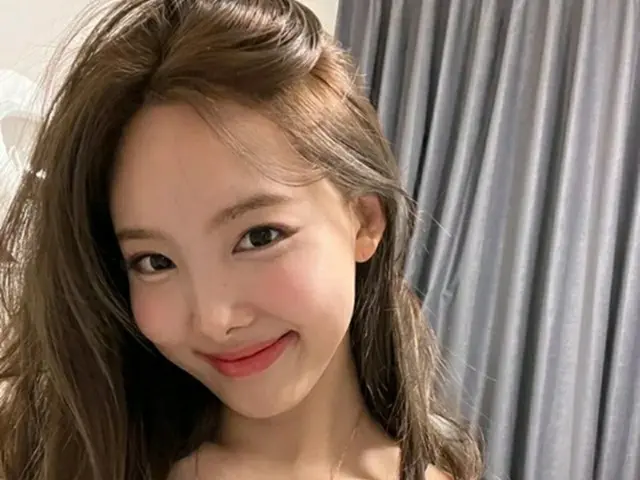 ナヨン（TWICE）がSNSに写真を掲載…はつらつとした魅力（画像提供:wowkorea）