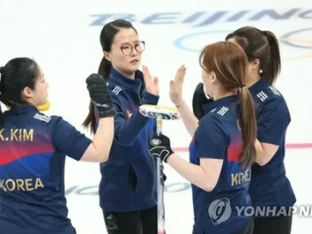 カーリング女子の韓国代表＝１７日、北京（聯合ニュース）