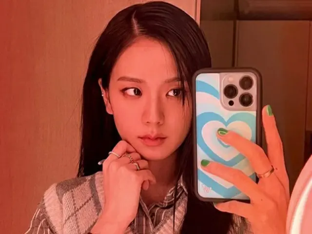 「BLACKPINK」JISOO、アイドルビジュアルの定石…「久しぶりにパシャリ」（画像提供:wowkorea）