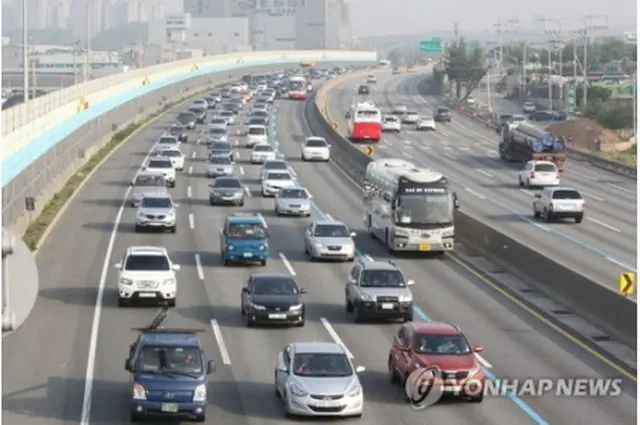 自動車登録台数が２５００万台を突破した（資料写真）＝（聯合ニュース）