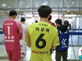 ＜韓国Kリーグ＞“MFからGK”ポジション強制変更の慶南FCイ・ウヒョク、ユニフォーム販売急増