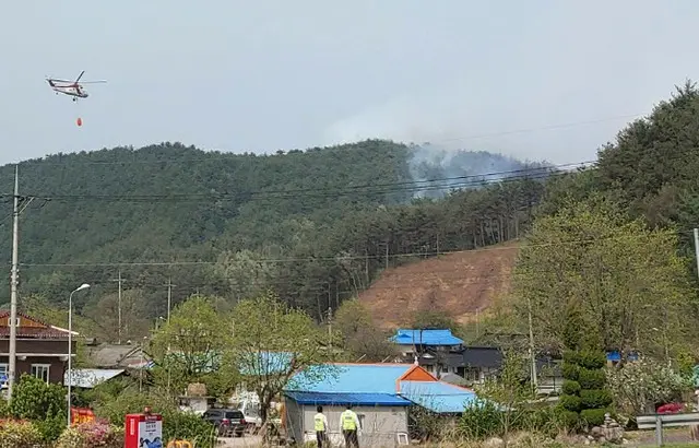 江原道襄陽郡で山火事発生...「対応2段階」発令＝韓国消防当局（画像提供:wowkorea）