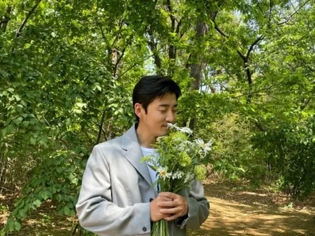 俳優ユン・ゲサン、“6月に結婚式”幸せあふれる姿を披露（画像提供:wowkorea）